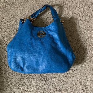 MICHAEL KORS Blue pebble leather handbag